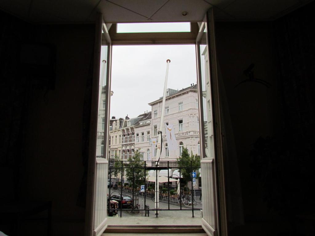 Stadsherberg De Poshoorn Maastricht Exterior foto
